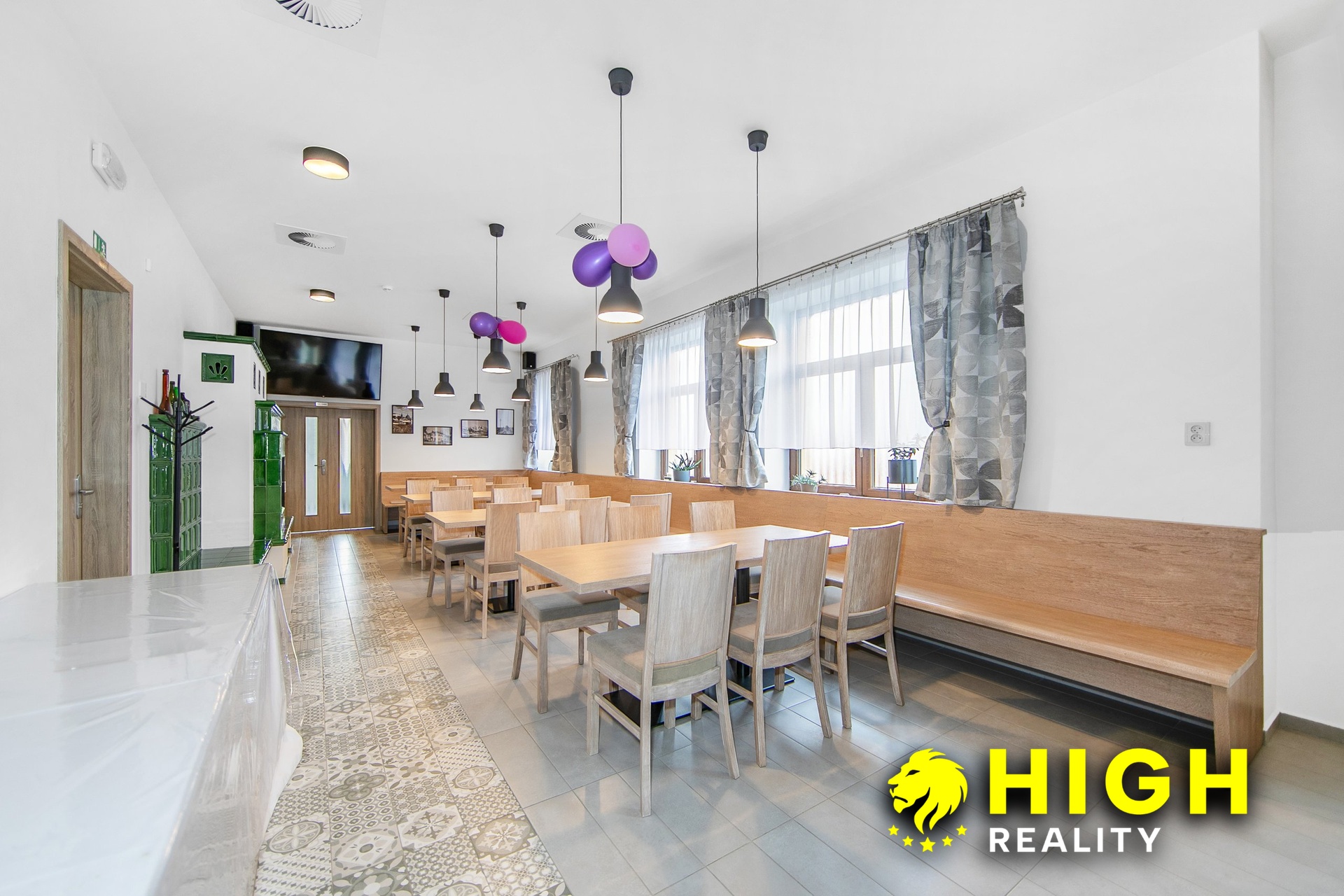 Prodej hotelu - Dobřany – foto 2