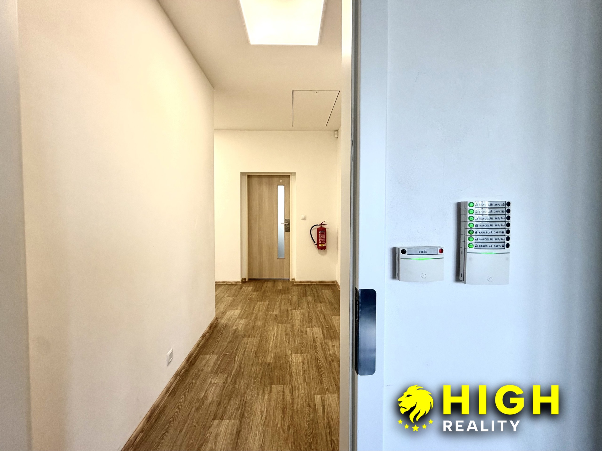 Pronájem kanceláře 45 m², Nýřany – foto 3